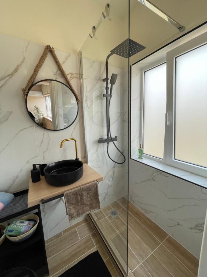 Cozy Apartment In Heart Athens Near Metro Fix 100M Exterior photo